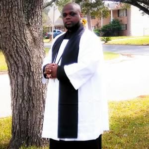 Meet your Posher, Dangelo